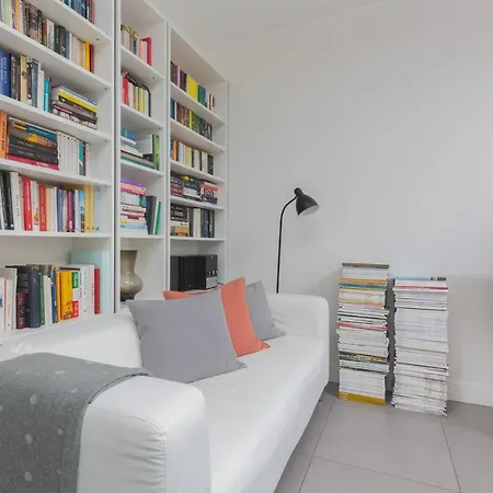 Apartment Zawiszy Wola By Renters Warsaw