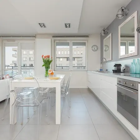 Apartment Zawiszy Wola By Renters